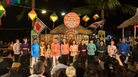 Chô ooy Hội An bhui har hội Bài chòi