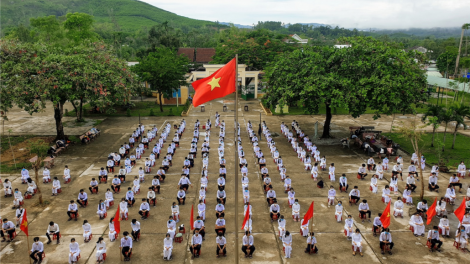 Muy loom luônh liêm chr’nắp