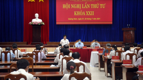 Quảng Nam: Ta đang moon cán bộ vêy chức, vêy quyền chr’năp xiêr ếp, oó dzợ k’đhơợng xay bh’rợ tr’nêng