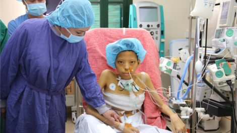 P’têệt hun lêệ la liêm choom lâng đợ g’lúh tr’lum ha der loom