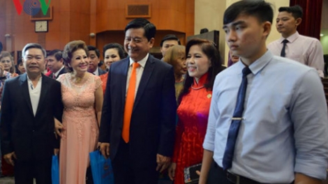 42 c’moo tr’xăl đhị râu lêy cha’mêết âng manứih k’tiếc k’ruung hêê ắt cóh k’tiếc k’ruung lơơng