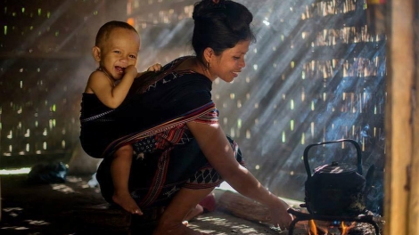 CÕNG MẸ ĐI CHƠI_ A LĂNG NGƯỚC