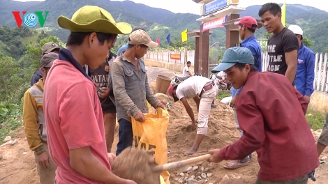 Video: Bh’rợ bhrợ têng zr’lụ đhanuôr ắt mamông liêm pr’hay – bh’rợ tơợ Nam Trà My( XÂY DỰNG KHU DÂN CƯ KIỂU MẪU- CÁCH LÀM CỦA HUYỆN NAM TRÀ MY)