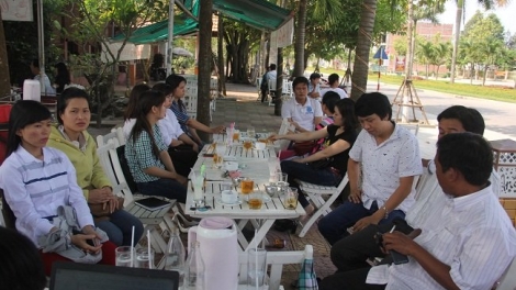 Quảng Nam: Lấh 100 giáo viên k’rang bil bh’rợ tu thi tuyển viên chức