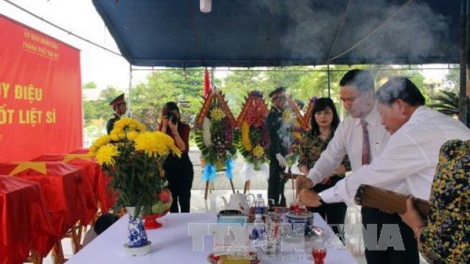 Quảng Nam bhrợ têng bhiệc đương pay lâng tập lơi 7 n’hang liệt sỹ