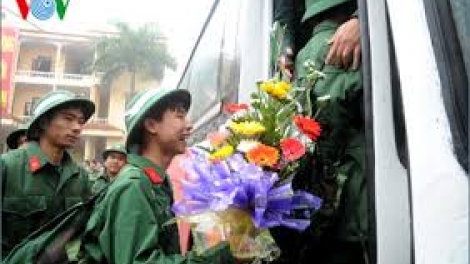 Lêy bhrợ têng liêm bh’rợ t’pấh, chớih pay, t’đang apêê lướt bộ đội c’moo 2017
