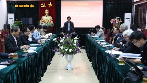 Pa dưr dal rau liêm choom cóh bh’rợ Hội đồng Khoa học âng Uỷ ban Dân tộc
