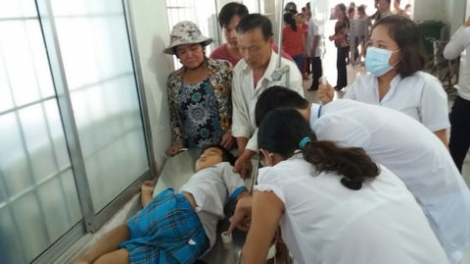 Nghệ An: 37 a chau boọl ch’na tơợ p’lêê ngô đồng cóh Quỳ Châu âi glúh viện