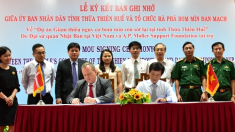 “Pa xiêr đhr’năng bom mìn dzợ k’đoong đhị tỉnh Thừa Thiên Huế”