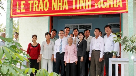 Đà Nẵng bhrợ padưr 1.430 đông ặt cher đoọng ha pêê chính sách ta lưm g’lúh 27/7