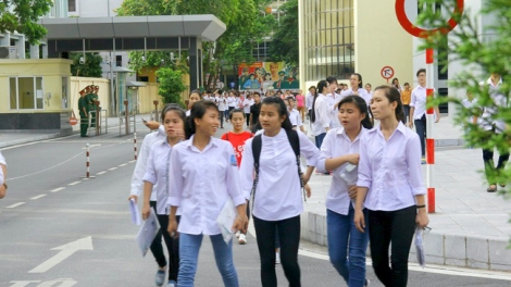 Bêl đâu zấp thí sinh tước đhị thi bhrợ bh’rợ pấh thi THPT quốc gia c’moo 2017
