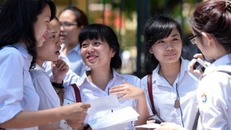 T’ngay đâu, thí sinh thi Khoa tự nhiên lâng Ngoại ngữ
