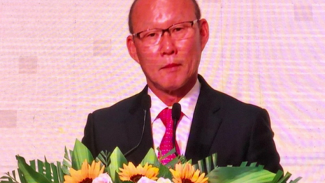 HLV Park Hang Seo t'đang t'pấh râu k'rang lêy pa bhlâng chr'nắp đhị Quảng Nam