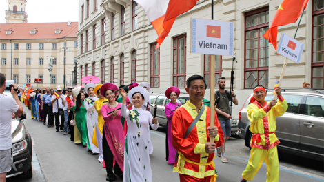 Việt Nam ting pấh Festival apêê acoon cóh prang k’tiếc k’ruung Séc 2018
