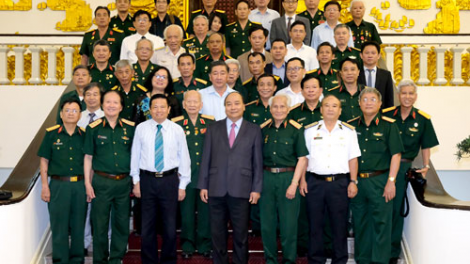 Thủ tướng Nguyễn Xuân Phức tr’lưm mặt lâng Ban k’đhơợng xay xa’nay bh’rợ bha ar “ Cr’noọ ooy manứih lính”