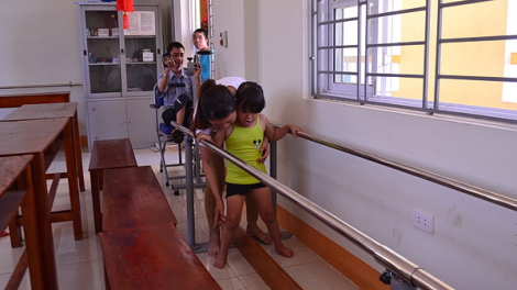 Quảng Trị: Zúp zooi bh’rợ bhrợ cha ha apêê pr’loọng đong crêê chất độc da cam