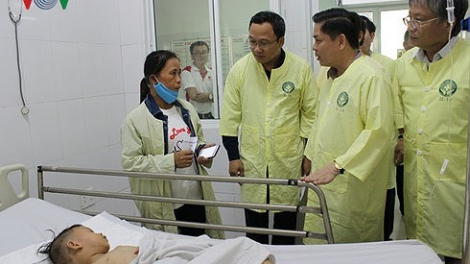 Pr’loọng đong 2 cha nắc bhrêy tắh ngân cóh Quảng Nam đoọng 100 ức đồng tước apêê pơniên k’tứi ca ay đha rựt