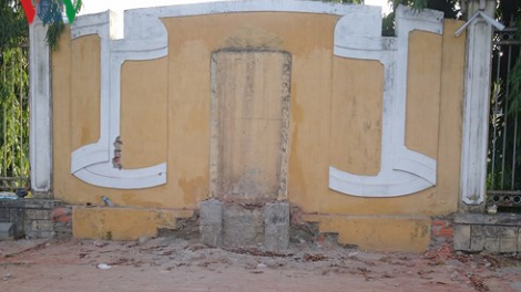 J’ngâr Tiểu đội 11 pân đik k’ruung Hương crêê ta pa đhấc đớc đhị bảo tàng
