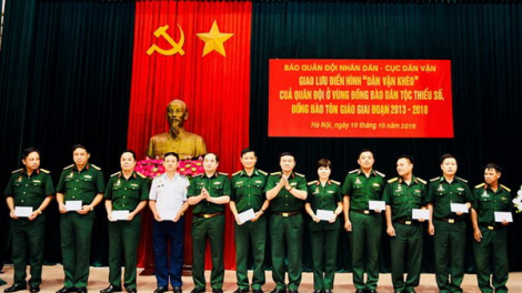 Hội nghị apêê liêm choom cóh bh’rợ p’too pa choom đhanuôr ta béch âng Quân đội cóh zr’lụ đhanuôr acoon cóh, đhanuôr tôn giáo
