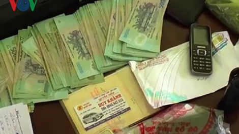 Đà Nẵng: Ch’mêệt lêy k’noọ 300 cha nắc đoọng vặ bấc lãi