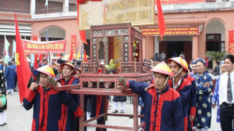 Thừa Thiên – Huế: K’nặ 230 r’bhâu ta la tài liệu Hán – Nôm vêy ta bhrợ số hoá