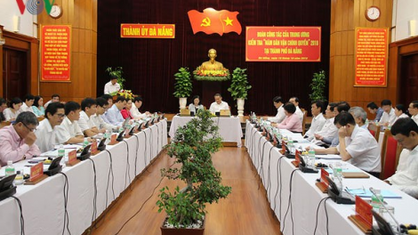 “C’moo lướt prá xay, bhrợ têng âng chính quyền” đhị Đà Nẵng: Pa prá xa xay đoọng bhrợ váih rau mr’cơnh loom