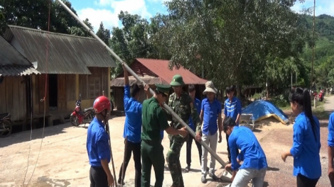 Bộ đội Biên phòng Quảng Trị zúp zooi đhanuôr bhrợ têng bhươl cr’noon t’mêê