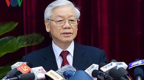 Tổng Bí thư đh’rứah lâng nắc k’đhơợng bhrợ Chủ tịch k’tiếc k’ruung crêê mị n’đắh bh’rợ đối nội, đối ngoại