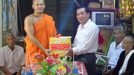 Vĩnh Long: K’rang Dolta đoọng ha đhanuôr Khmer đhị vel đong