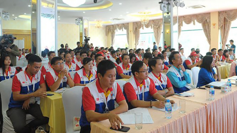 Liên hoan apêê CLB, C”bhúh tình nguyện prang k’tiếc g’lúh tr’nơợp