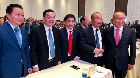 T’coóh Park Hang Seo t’đang t’pấh râu k’rang lêy la lay đhị Quảng Nam