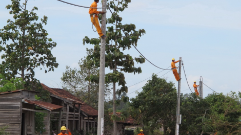 Đắk Lắk: Lấh 250 tỷ đồng bhrợ têng lâng padưr pa liêm điện phân phối