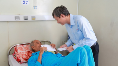 Tổng Công ty Điện lực miền Trung: Cher đoọng 250 ức đồng đoọng ha ma nuýh ca ay ung thư xoọc ặt pa dứah đhị Bệnh viện Ung bứơu Đà Nẵng
