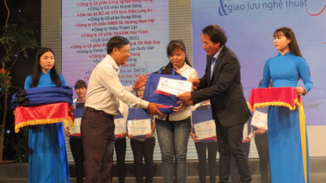219 hun học bổng: Pa dưr c’rơ a đhi tước ooy trường cher đoọng ha apêê sinh viên t’mêê zr’nắh k’đhap đhị Đồng bằng k’ruung Cửu Long