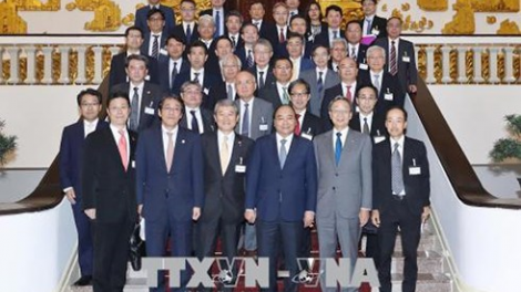 Thủ tướng Nguyễn Xuân Phúc đương hơnh déh bh’cộ Liên đoàn zấp tổ chức kinh tế Nhật Bản (Keidanren)
