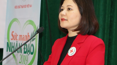 Bh’rợ xa nay “ C’rơ loom liêm”