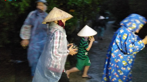 Đhí boo số 5 mot ooy Nam Trung Bộ: Tơơm loong tr’đeh c’lâm, bâc zr’lụ păt điện