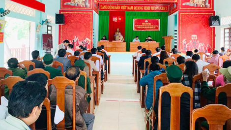 Bộ trưởng Bộ Văn hoá-Thể thao lâng Du lịch lưm prá lâng đhanuôr chr’hoong A Lưới
