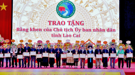 Lào Cai: Đhanuôr acoon cóh padưr c’rơ bh’rợ lướt moót bhrợ đh’rưah lâng pa dưr pa xớc