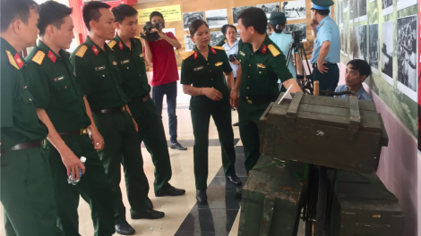 Triển lãm c’lâng Trường Sơn-c’lâng Chiến thắng