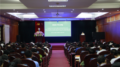 Sơn La: Lấh 1 r’bhầu k’bhúh, cha nắc ma nuýh bơơn hâng hơnh cóh 3 c’moo bhrợ têng Chỉ thị số 05-CT/TW