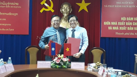 Việt Nam – Lào: Tr’zúp tr’zooi đh’rứah cóh xa nay bh’rợ xuất bản