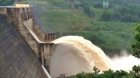 Công ty Thủy điện Sông Tranh: Tệêm ngăn đhr’năng bhrợ têng, pa nong đác cóh abóc