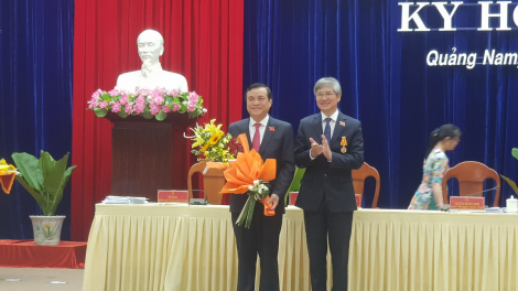 T’coóh Phan Việt Cường bơơn bầu bhrợ Chủ tịch HĐND tỉnh Quảng Nam Khóa IX