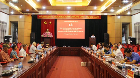 Sơn La: Chấc lêy cher đoọng ch’ner “Amế Việt Nam Anh hùng” lâng Huân chương độc lập hạng Ba đoọng ha zâp pr’loọng đông liệt sĩ