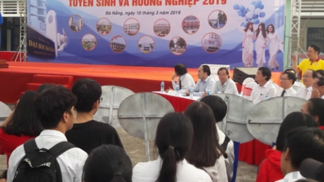 Đà Nẵng: Bhrợ t’ngay tuyển sinh lâng ch’ol moon đoọng bh’rợ 2019