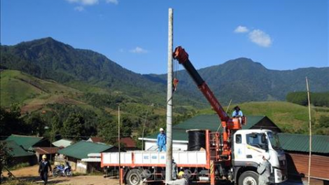 K’noọ 1.200 pr’loọng đha nuôr zr’lụ zr’nắh k’đhạp cóh Kon Tum bơơn ta đoọng điện lưới k’tiếc k’ruung