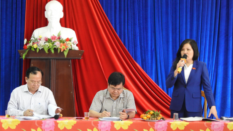 Hội đồng acoon coh âng Quốc hội ch’mêệt lêy đhr’năng học sinh acoon coh lơi học coh Kon Tum