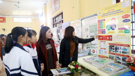 Lào Cai: K’noọ 300 dự án âng học sinh chrooi lêy p’cắh đhị g’lúh thi khoa học kỹ thuật học đường