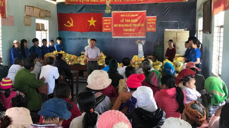 VOV tây Nguyên lum t’moóh, hơnh Tết vel bhrợ zr’ziêng
